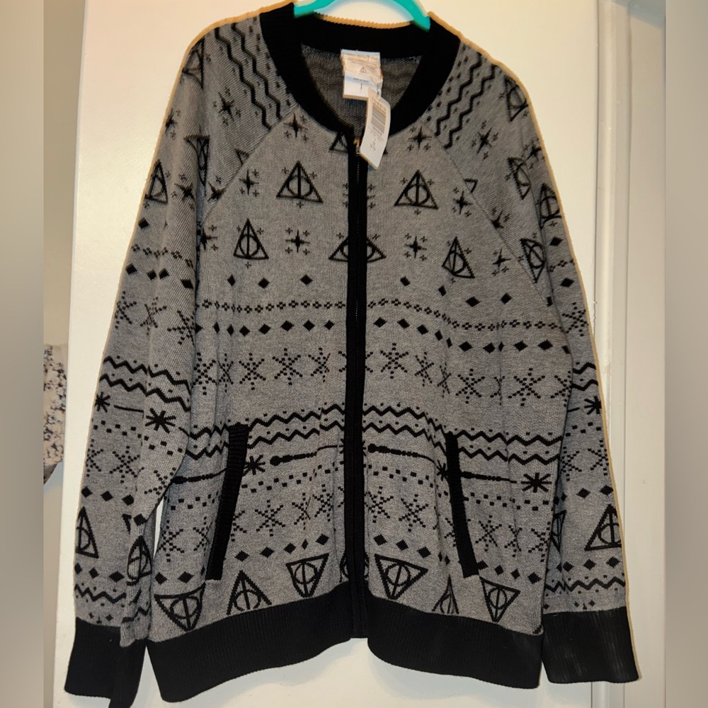 Luxurious Harry Potter bomber sweater by torrid Hogwart’s NWT